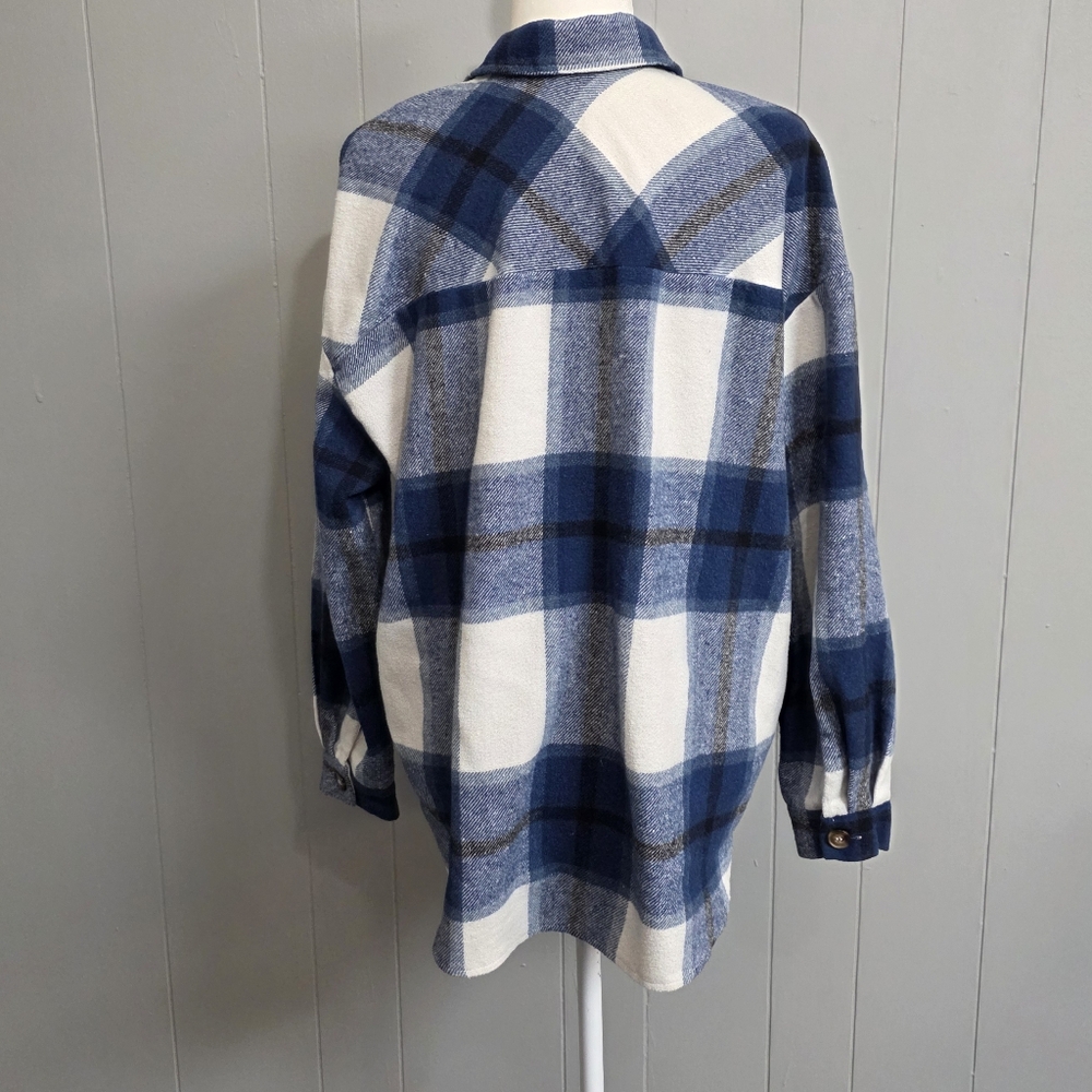 Shein Blue Plaid Shacket - Picture 8 of 13